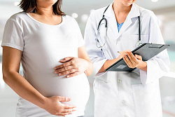 Проктология у беременных и рожениц: когда бежать к врачу?